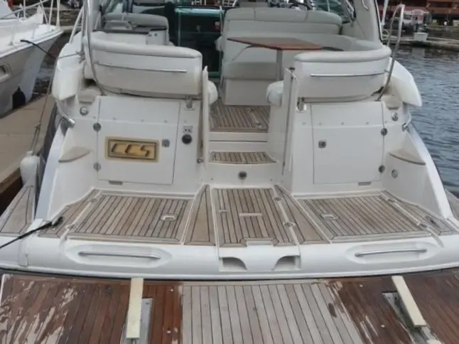 40' Doral Mediterra Luxury Sport Yacht Charter for 10 People in Puerto Vallarta