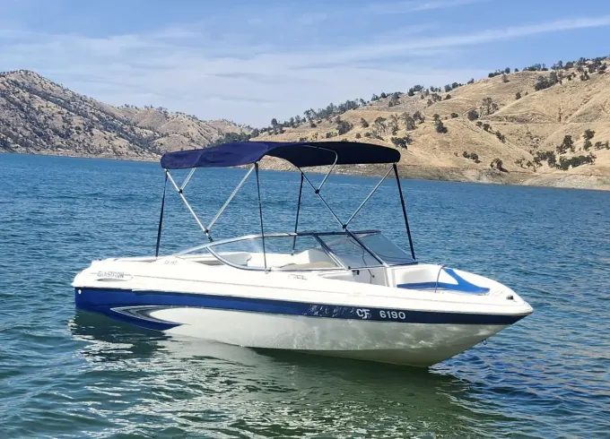 Glastron 195 SX Bowrider with V8 Power – Cruise, Wake, or Relax!