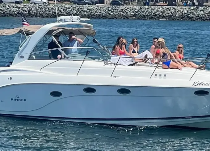 Luxury 45' Express Bay Cruiser for your party in San Diego, California