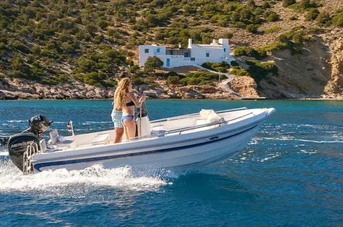 "Apollon" 4.5m/30hp - No License required in Sifnos island