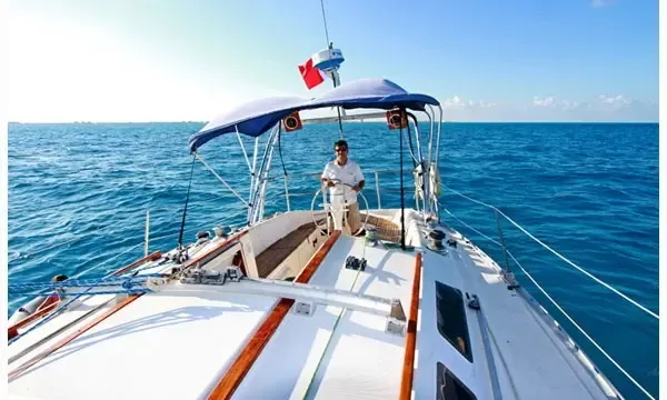 40ft Sailboat Rental in Cancún, Quintana Roo
