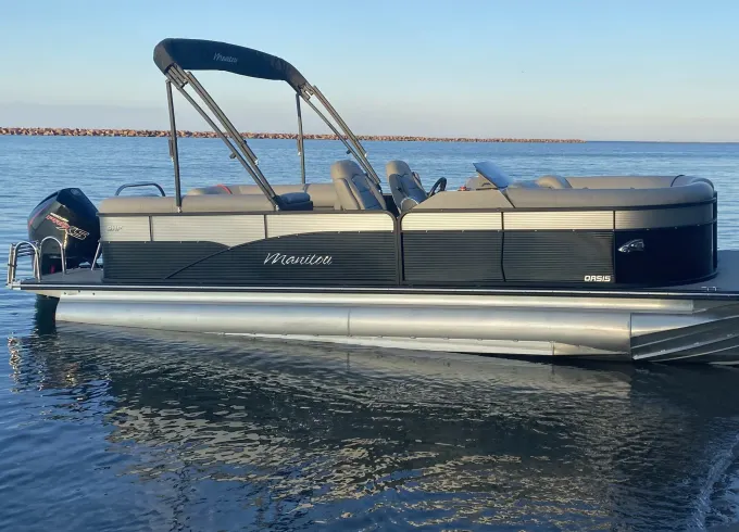 Manitou 23ft Pontoon on Okauchee Lake