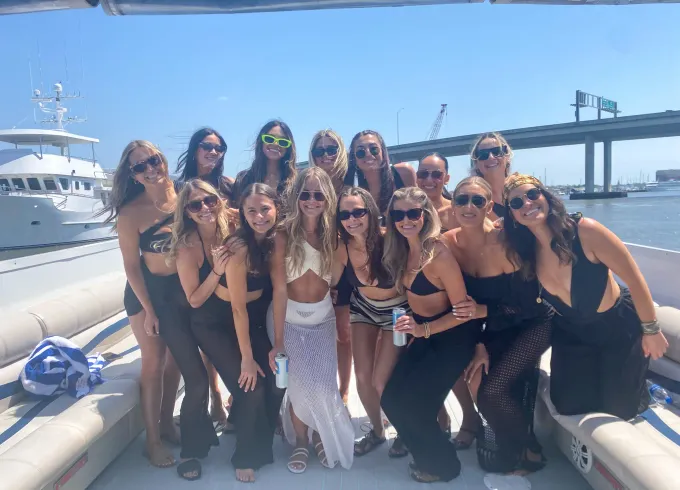 47' Catamaran with Bathroom- we go to the beach - Karaoke - Bachelorette Party!