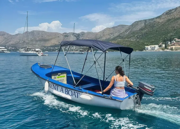 Passara Boat in Cavtat License not required