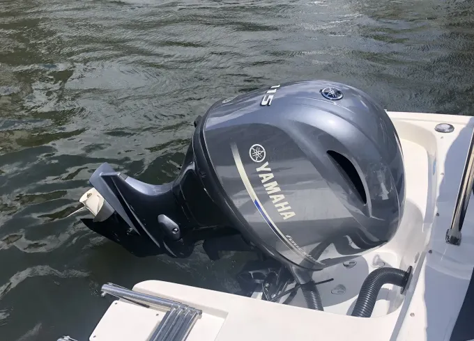 Rinker QX18 OB Bowrider in Hollywood Beach, FL