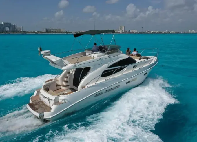 43 ft Sealine. As clean as new