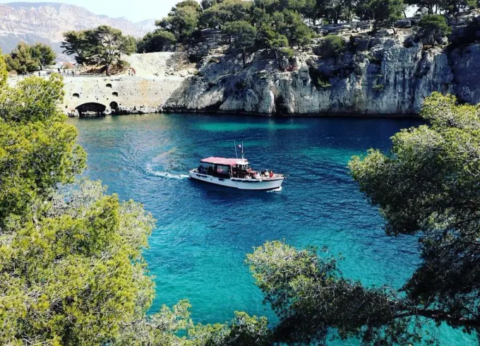 Calanques National Park aboard a Traditional Wooden Boat – Cassis