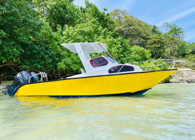 Explore the seychelles by sea with our Custom Motorboat