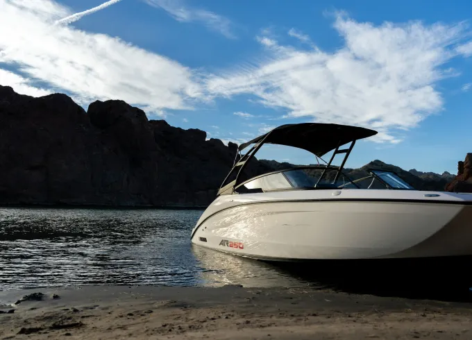 2024 Yamaha AR250 – 25' Twin Engine Jet Boat for Lake Havasu Adventures