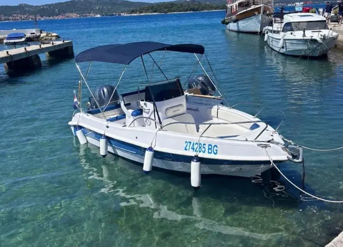 Speedboat Bluline Blumax 19 Powerboat in Biograd na Moru