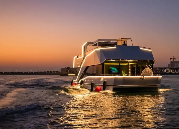 Luxury Yacht Charter with a Crew, 65ft., 30 guests. Abu Dhabi | Emirates Palace