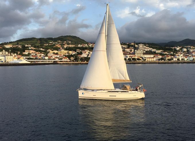 Charter a Dufour 450 Grand Large - PRIMO - Base Horta, Faial Island, Açores, Portugal