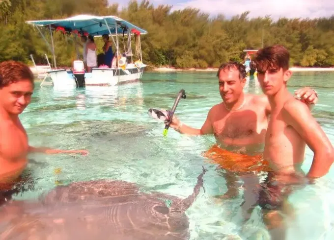 Lagoon Wildlife Adventure & Lunch on Private Islet