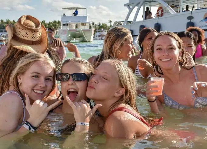 Punta Cana Party Cruise, Snorkeling, Slide Sand-Bar and Entertainment