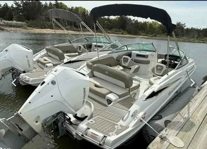 2023 Crownline E235 SX Mercury 200 HP  with tubing in Cruise Hollywood Beach, FL