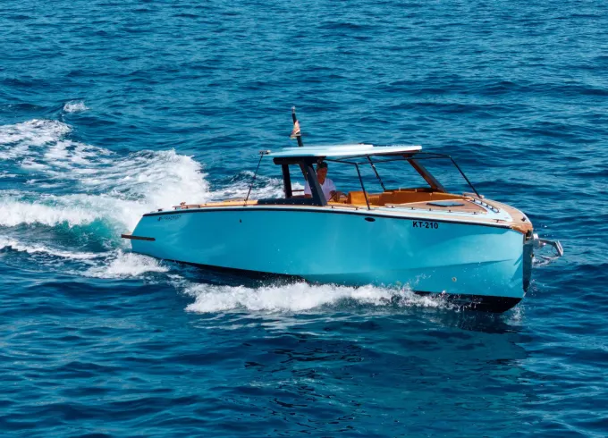 29' Fracraft Don Amon Motorboat In Tivat