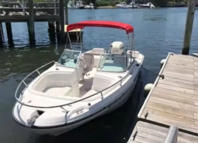 20' Dauntless Boston Whaler in Hyannis Harbor, Massachusetts - Cape Cod