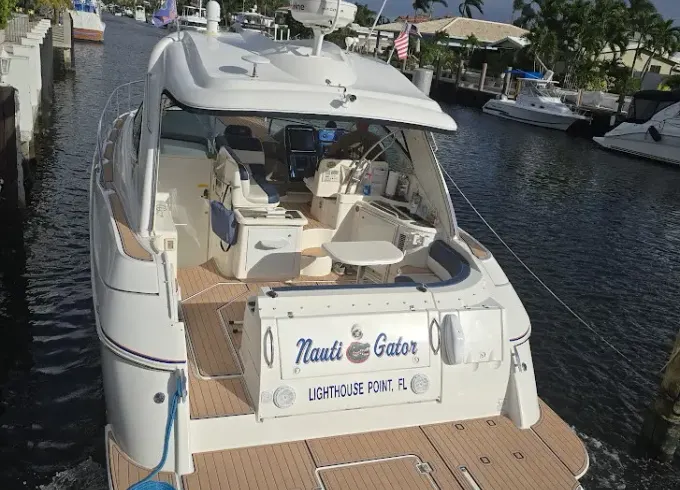 42ft Yacht with Captain, Fuel, Ice, Bottled Water, Beverages, Included!