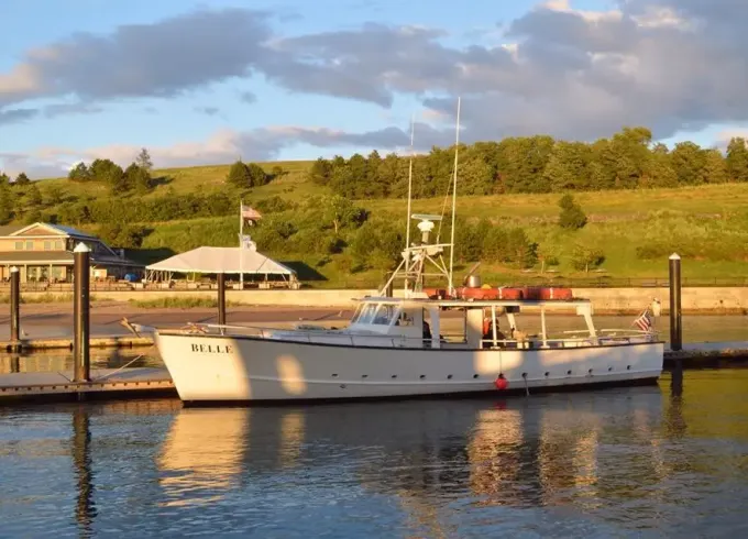 The Best Boston Fun Cruise Aboard 49ft Motor Yacht