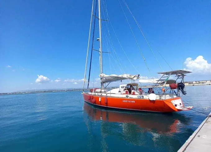 Day Excursions And Short Cruise In Siracusa And Marzamemi