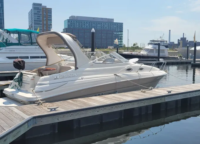 Stunning 26FT Cabin Cruiser – Relax, Celebrate & Cruise Baltimore in Style