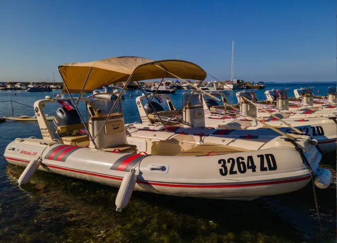 Three  Barracuda 530 RIB For Rent In Vir - Each Boat Hold 8 People!