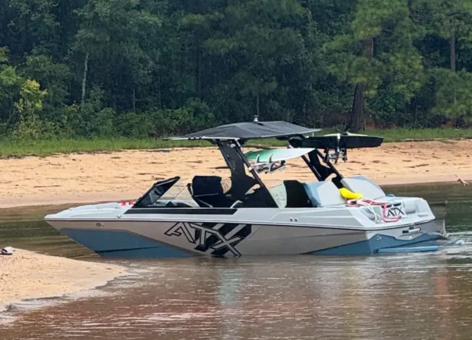 20ft ATX Surf Boat/Cruising Boat Type 20S at Soap Creek