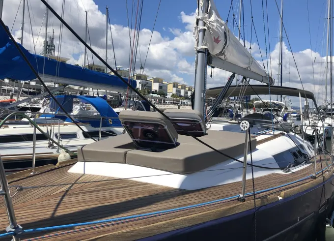 Hanse 470e Lisbon Sunset Sail (with Portuguese wine and appetizers)