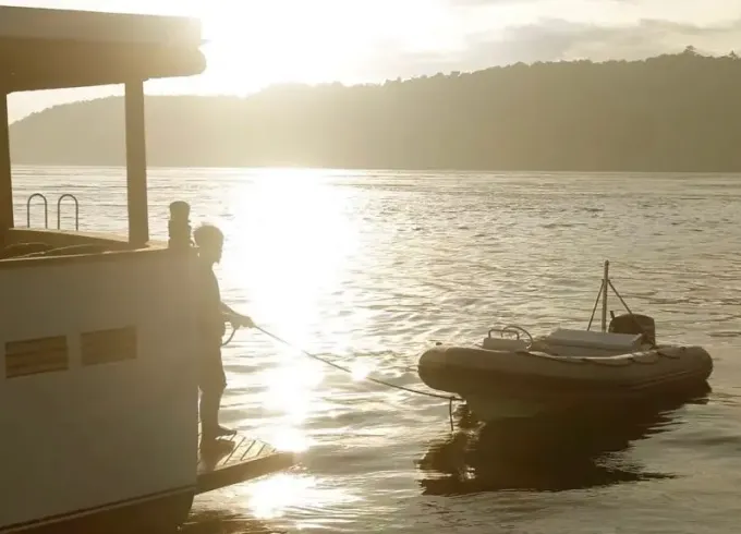Sail in Style Aboard Splendour – Komodo’s Premier Private Yacht