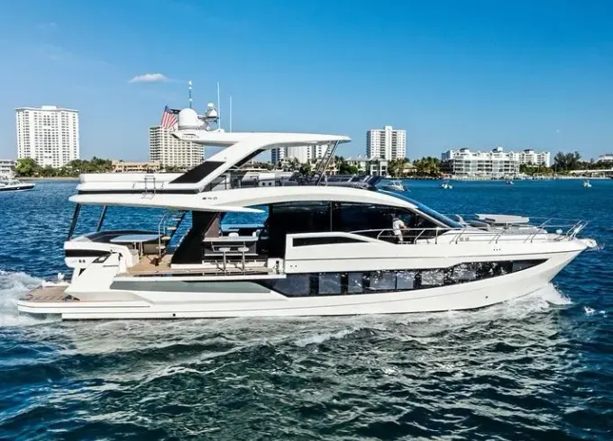 70ft Galeon Motor Yacht for 13 people In Miami
