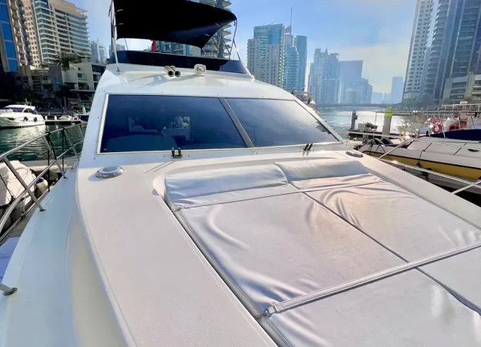 Enjoy a Stress Free Sailing Holiday in Dubai, UAE