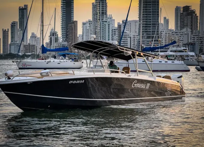 Genesis III – 42ft Luxury Boat for rent in Cartagena Up to 20 Guests