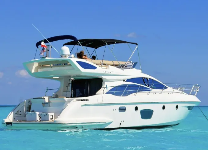 Azimut 47 - Explore the best spots in Isla Mujeres