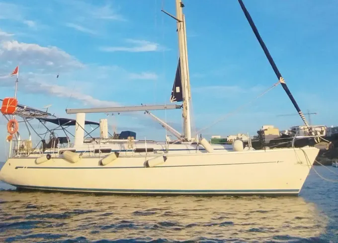 2001 Bavaria 40 Ocean Sailboat - Sunset Charters in Mellieħa
