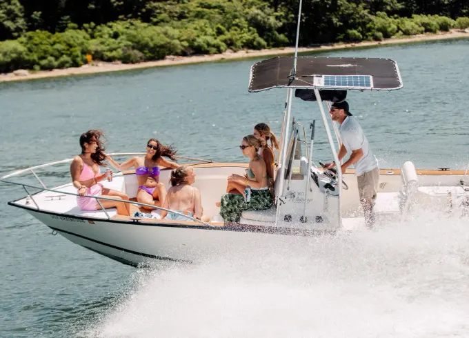 20' Palm boat for the perfect day on the water - Fishing, watersports, swimming