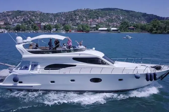 Luxury Bosphorus Sunset Cruise in Istanbul