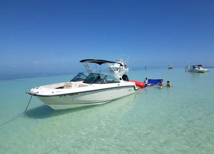 Boston Whaler 24ft Sandbar Hangout Key West