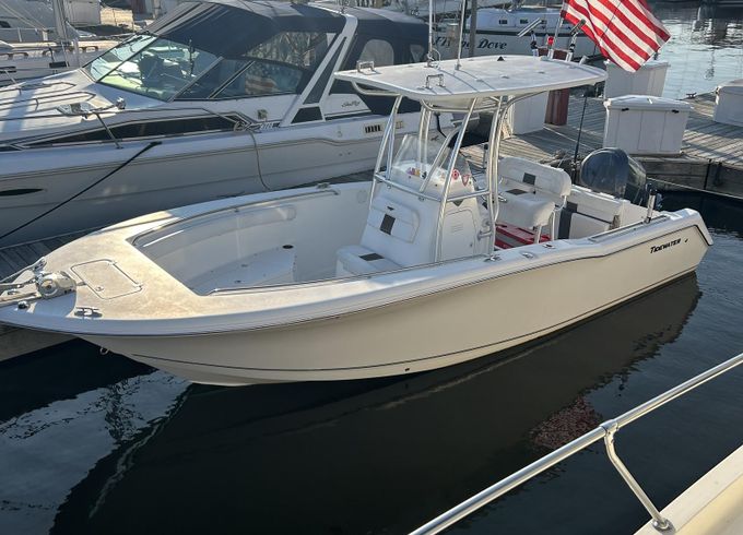 23ft tidewater  Boat Rental in Racine, Wisconsin