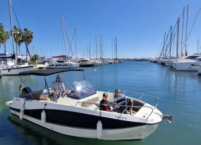 Skippered Quiksilver 755 Powerboat Rental in Estepona, Spain