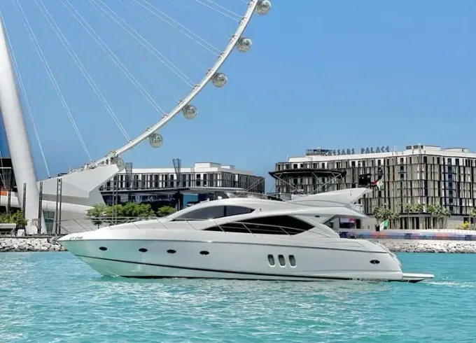 Sunseeker 70ft Yacht VIP
