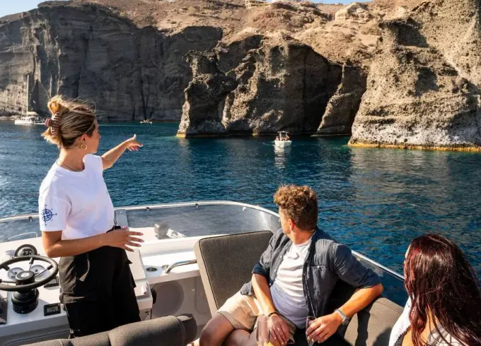 Private Targa Motor Yacht Cruise with BBQ, Open Bar & Transfers