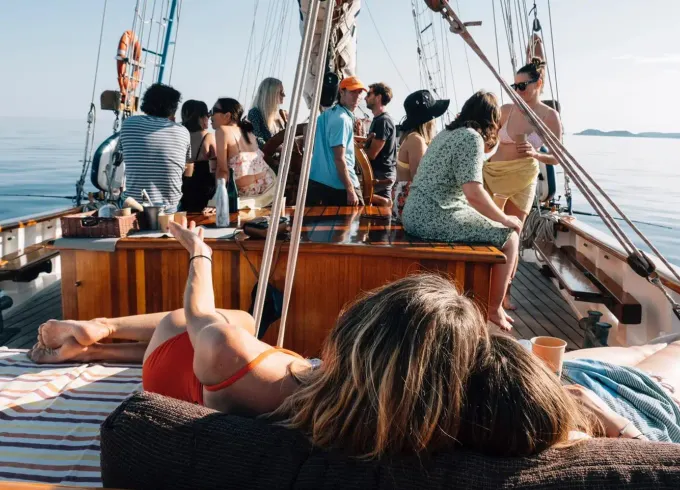 Stays on an exceptional sailboat