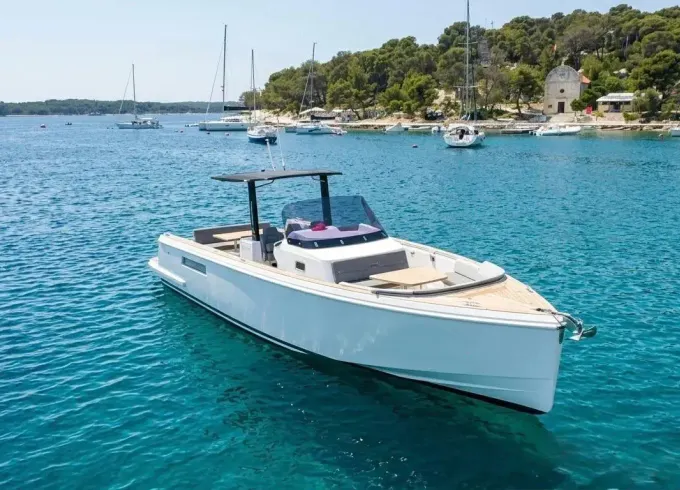 French Riviera Yacht Charter Aboard Fjord 36 Open Boat