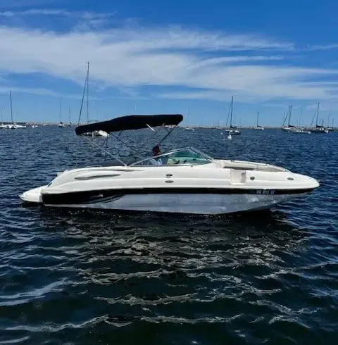 13 Person 26ft Chaparral Powerboat on Lake Michigan with a Bathroom!