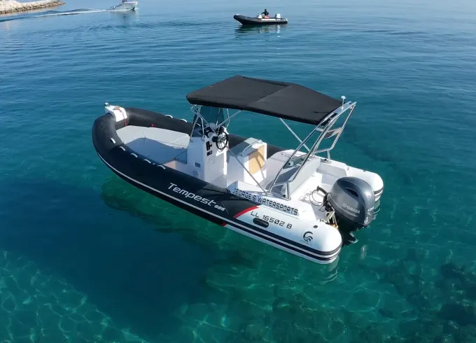 LUXURY LINE CAMPELLI TEMPEST 625 EASY 130 HP 6M