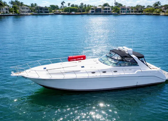 Luxury Sea Ray 50’ Sundancer – Miami Yacht Charter