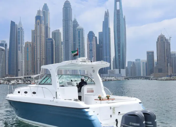 Luxury 40 ft Private Yacht Tour in Dubai Marina