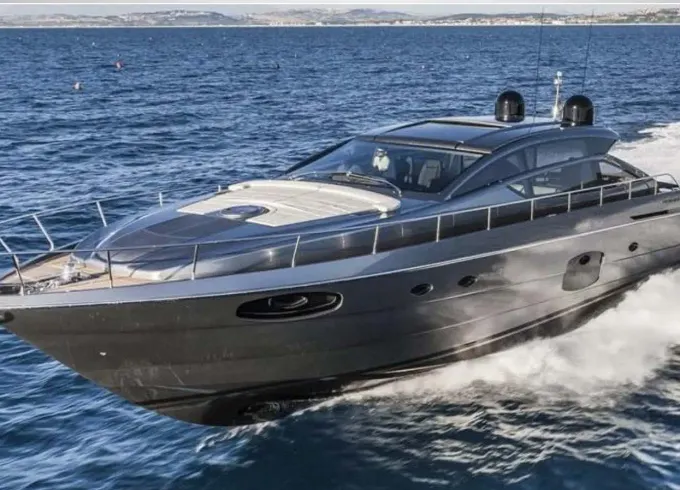65ft Pershing Express Motor Yacht. Enjoy the Hamptons in Style!