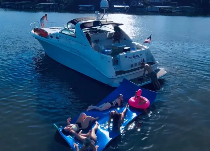 "IZZZOKAYYY" Charter in Lake of the Ozarks, MO