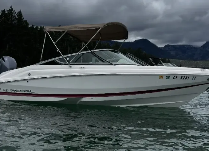 Immaculate Regal 21 OBX Premium Cruising & Sporty Excursion in South Lake Tahoe